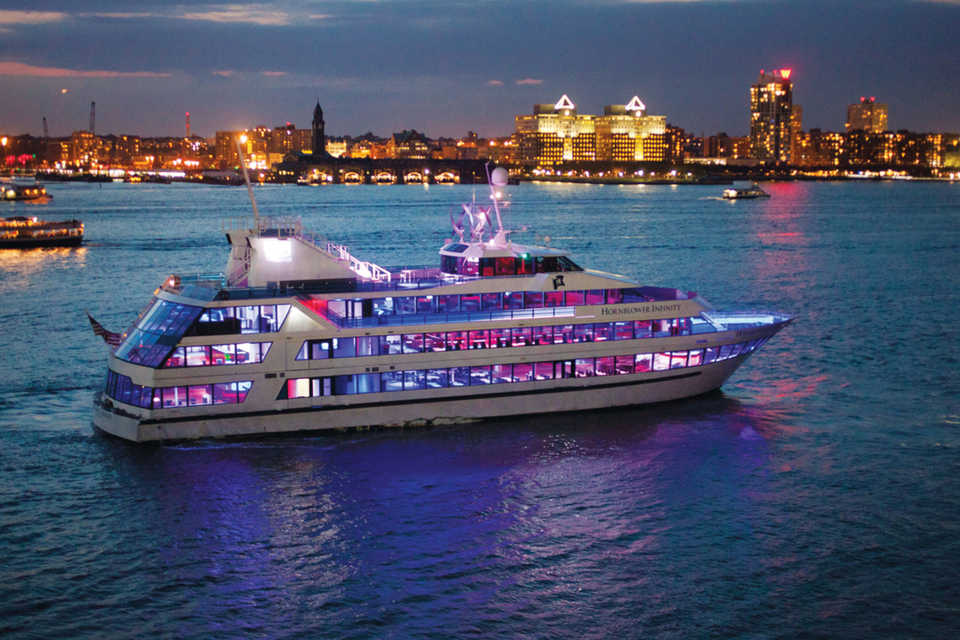 yacht dinner cruise new york